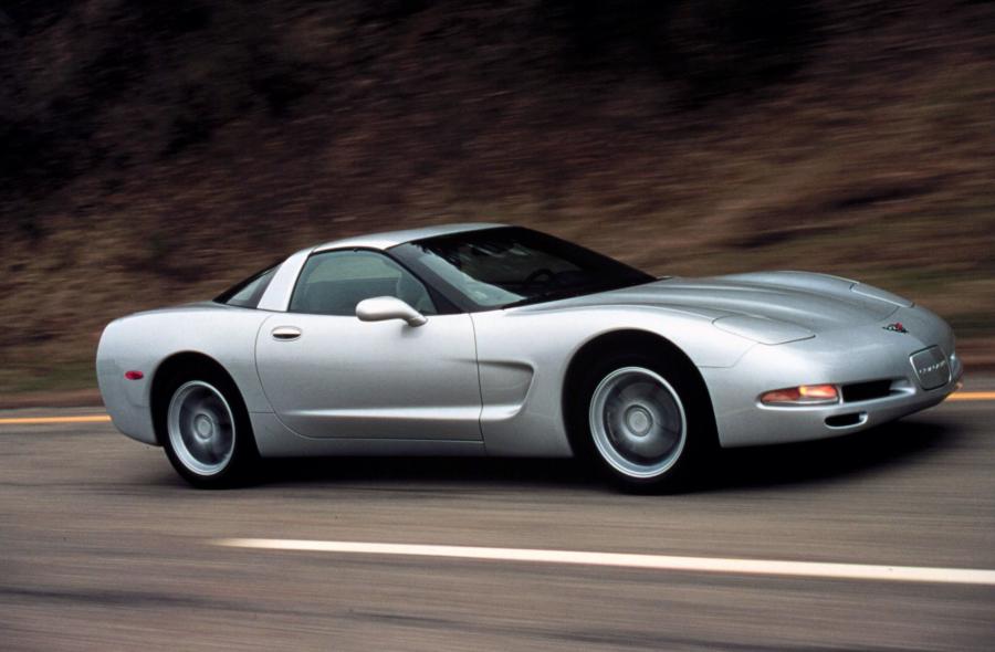  Chevrolet Corvette 1998 года  (фото 79 из 84)